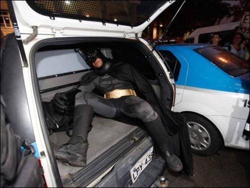 batman-preso-594x445