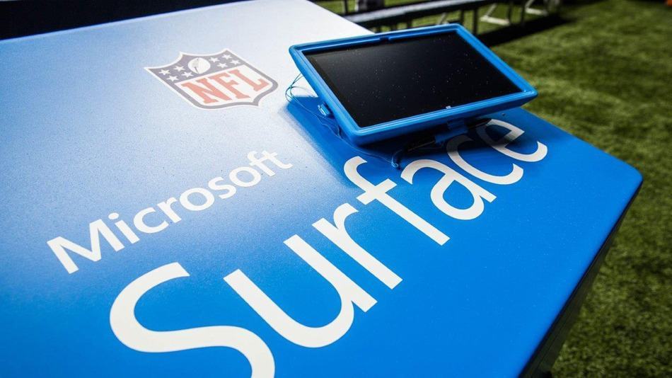 surface-tab-nfl-sign