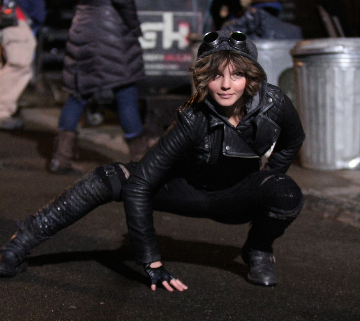 Camren Bicondova who plays Selina Kyle was pictured on her Catwoman costume on the set of the ‘Gotham’ TV series in Downtown, Manhattan, New York City