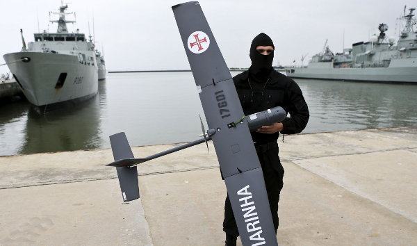 Apresentação-oficial-de-um-drone-para-a-Armada