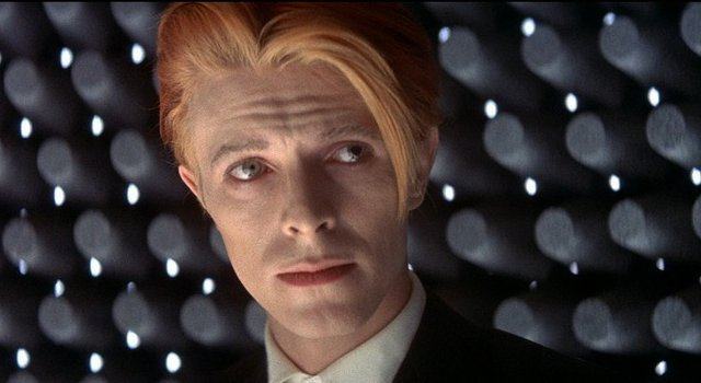 Laguna_David_Bowie_The_Man_Who_Fell_to_Earth
