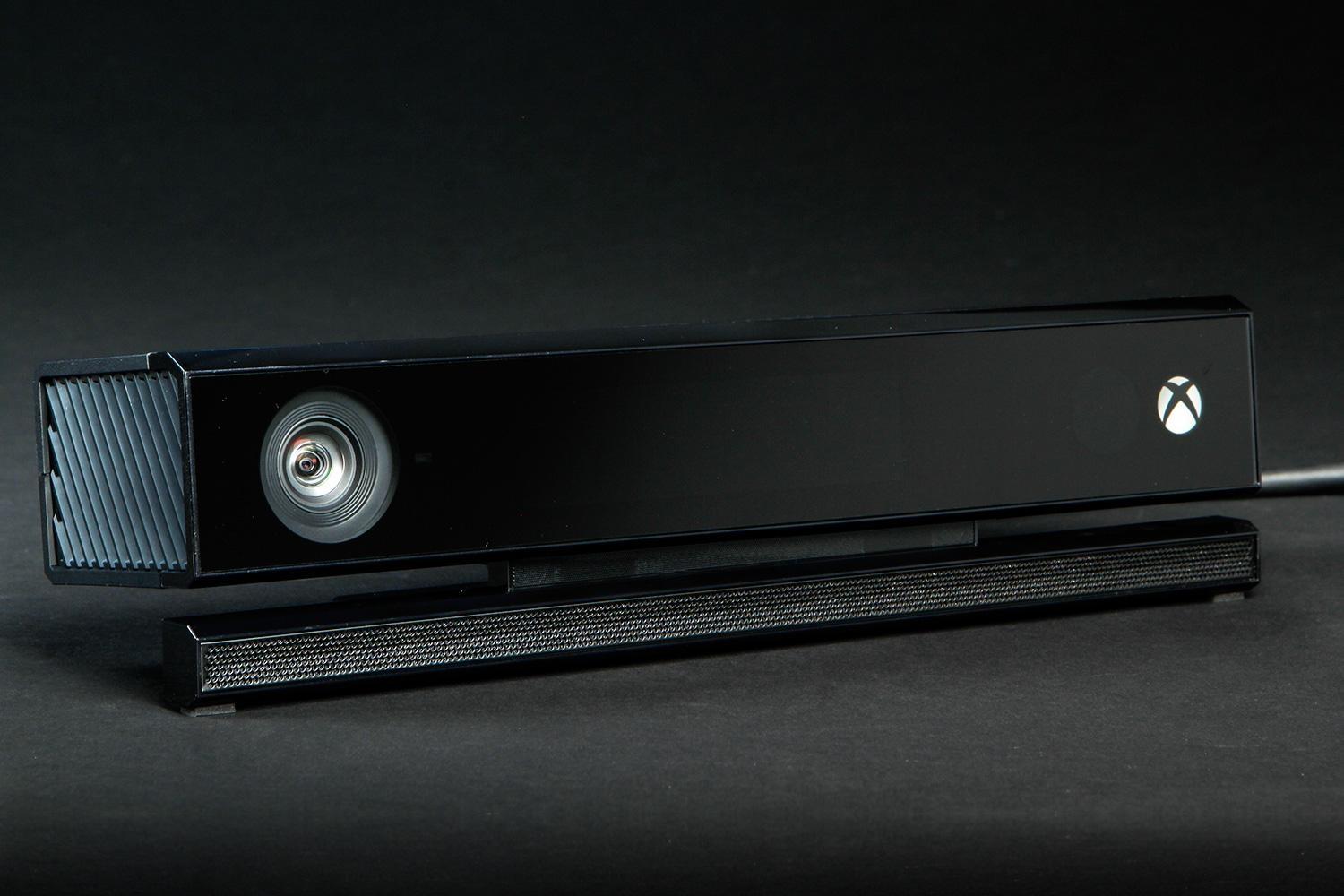 microsoft-xbox-one-review-console-kinect-angle-2-1500x1000