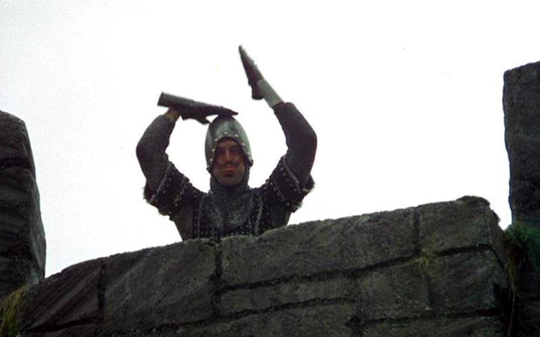 monty-python-and-the-holy-grail-french-guard