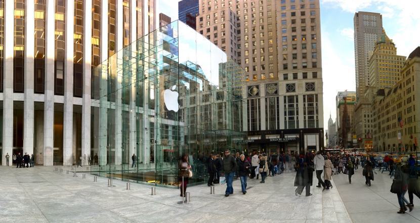 apple-retail-store-fifth-avenue