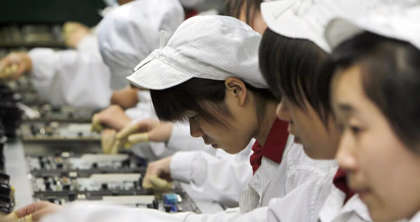 foxconn-workers