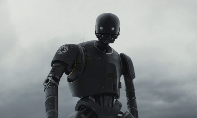 Robô K-2SO olha intrigado em cena do filme spinoff Rogue One, Uma História Star Wars