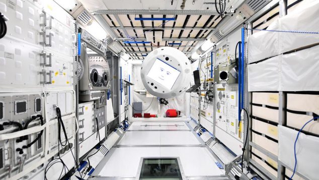 Robô CIMON vai ajudar o astronauta alemão em sua missão na ISS