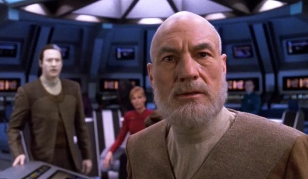 Cena do episódio final de Star Trek: A Nova Geração mostra o Capitão Picard mais velho