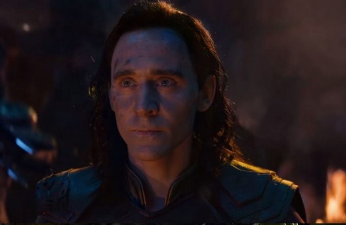 Série do Loki também foi confirmada para o Disney+, com direito a presença de Tom Hiddlestone. 