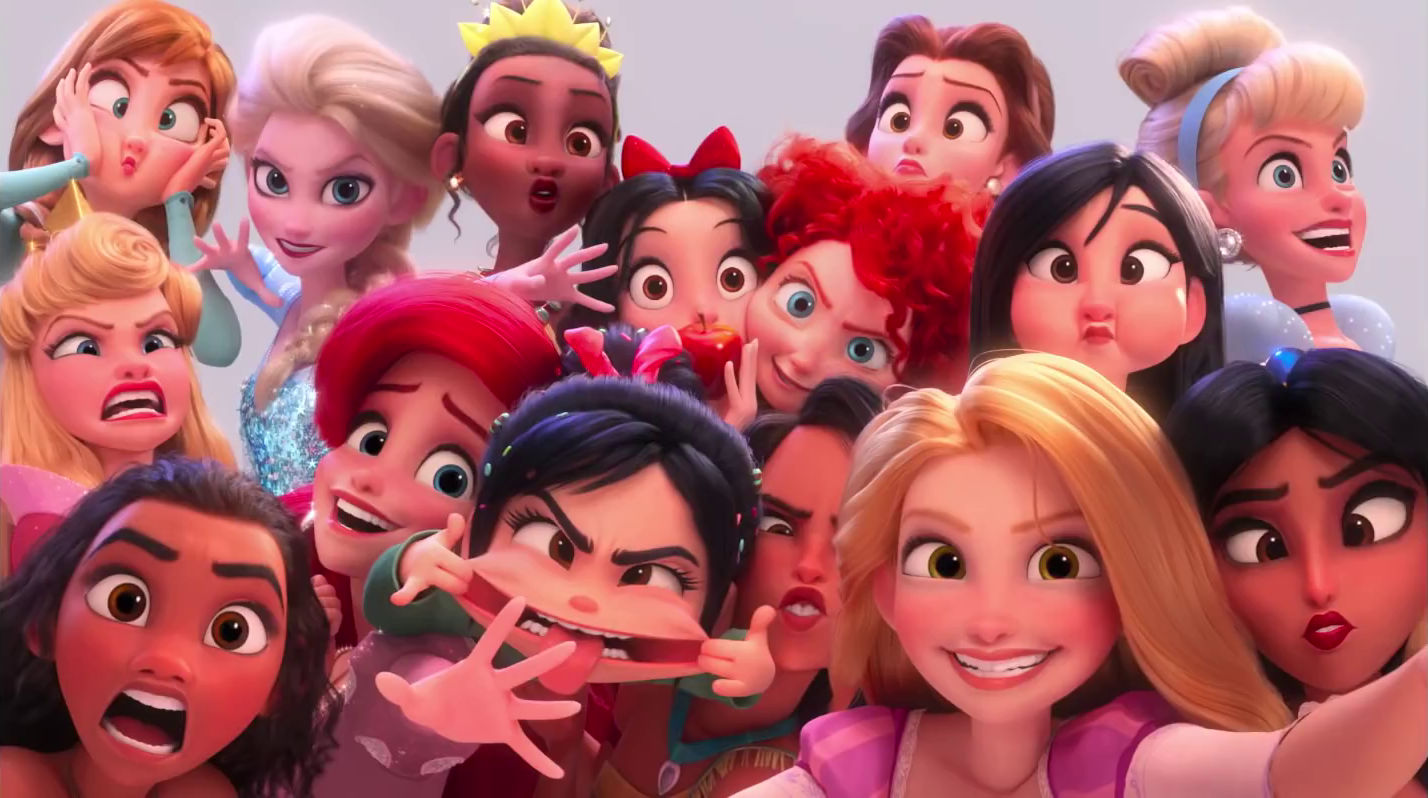 Disney / Vanellope e as princesas da Disney em momento descontraído / WiFi Ralph
