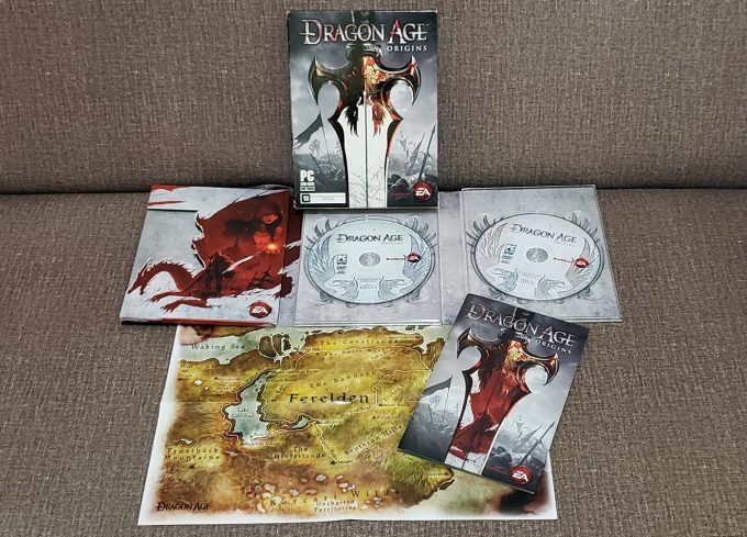 dragon age origins box / vivi werneck