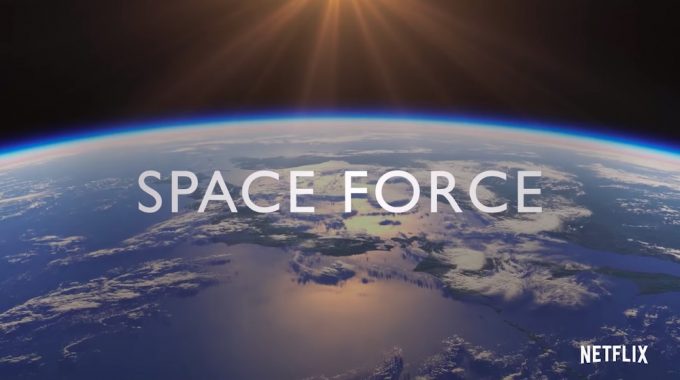 Space Force é a nova série de Steve Carell para a Netflix, feita em parceria com o criador de The Office.