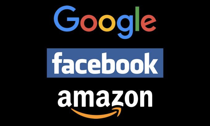 As três maiores empresas na publicade digital nos Estados Unidos são Google, Facebook e Amazon, sendo que a última cresceu 50% só no último ano. 