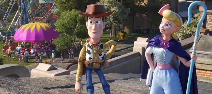 Woody e Betty em cena de Toy Story 4