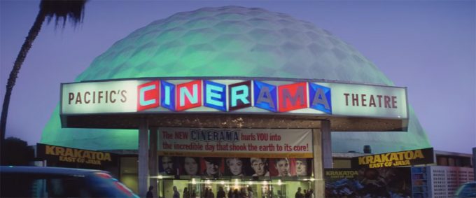 Fachada do Cinerama Dome recriada como era em 1969 para o filme Once Upon a Time in Hollywood de Tarantino 