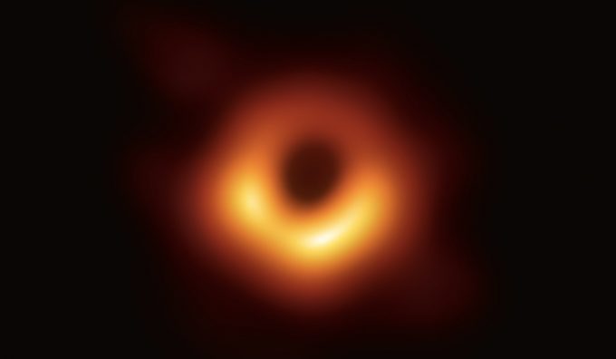 Buraco Negro da galáxia M87