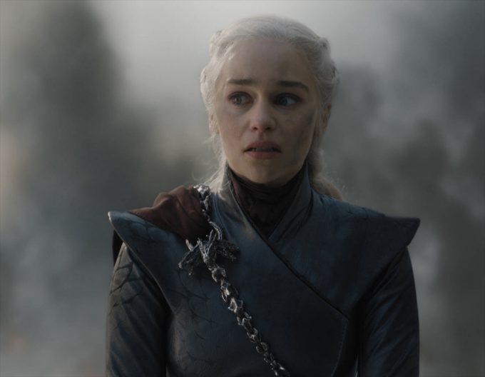 Daenerys vira definitivamente a Rainha Louca em Os Sinos, 5o episódio da 8a temporada de Game of Thrones