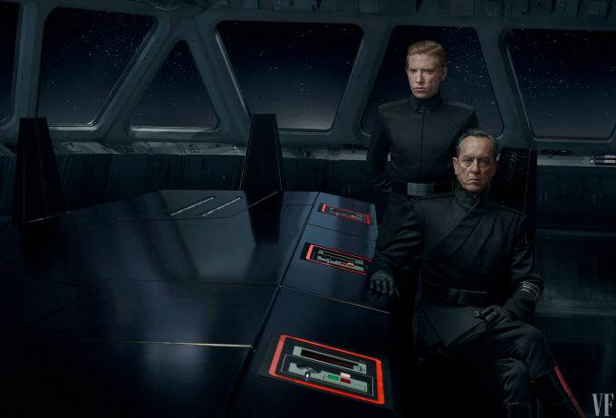 Domhnall Gleason e Richard Grant em cena de Star Wars: A Ascensão Skywalker