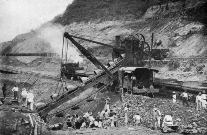 Excavator in Culebra Cut, 1896