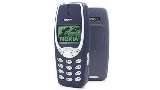 Nokia 3310 / celular antigo
