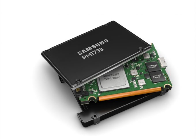 Samsung / SSD PM1733