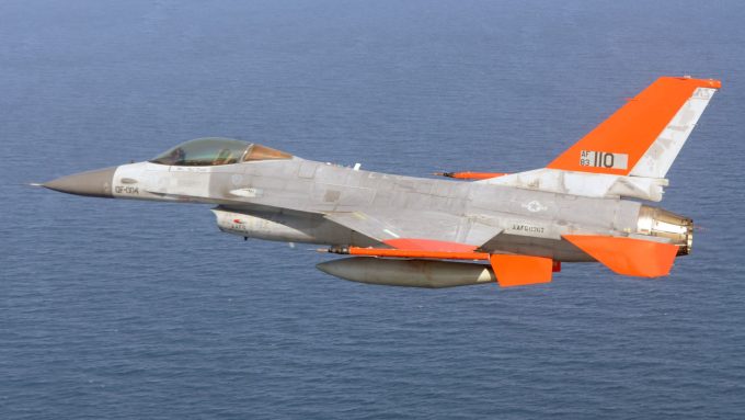 U.S. Air Force / QF-16 / IA