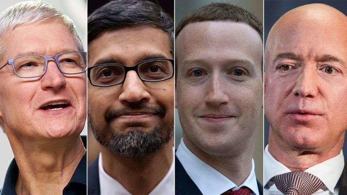 Tim Cook (Apple), Sundar Pichai (Alphabet Inc./Google), Mark Zuckerberg (Facebook) e Jeff Bezos (Amazon))