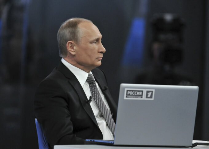 "Andrei, você perdeu a keygen do Windows 11 de novo?" (Crédito: Ria Novosti/Reuters) / rússia