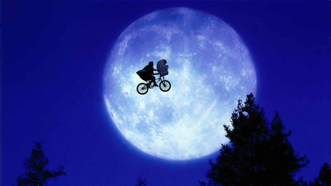 E.T. e a lua mais famosa do cinema