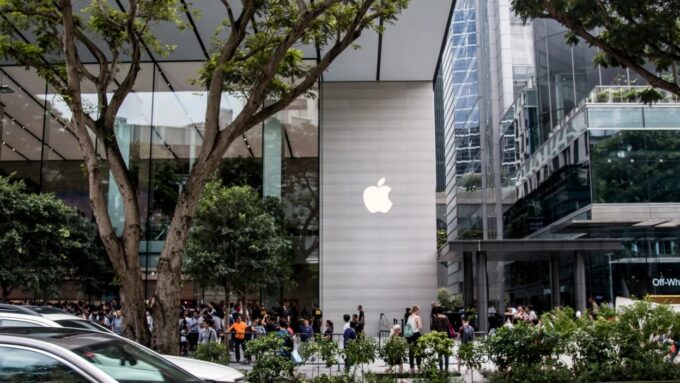 Laguna-Apple-Asia-Southeast-first-official-store-opening