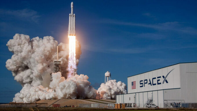 A SpaceX está trabalhando bastante (Crédito: Dilvulgação/SpaceX)