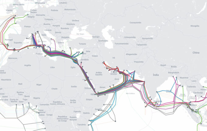 Cabos submarinos que passam pelo Egito, e quais regiões eles conectam (Crédito: Reprodução/TeleGeography)