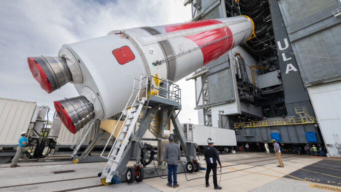 O Vulcan é bem grandinho (Crédito: Divulgação/United Launch Alliance)