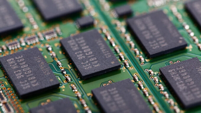 Chips de memória DRAM (Crédito: acervo internet)