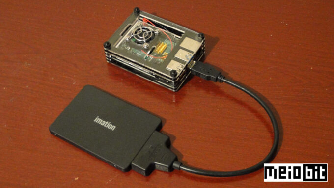 Eu consegui fazer uma prévia do Windows 11 rodar no Raspberry Pi 4; não foi nem de longe tranquilo, nem prático, muito menos recomendável... mas rodou (Crédito: Ronaldo Gogoni/Meio Bit)