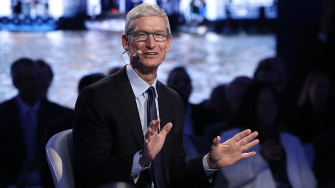 Laguna-Apple-Europa-Tim-Cook-privacy-speech-Europe-interview