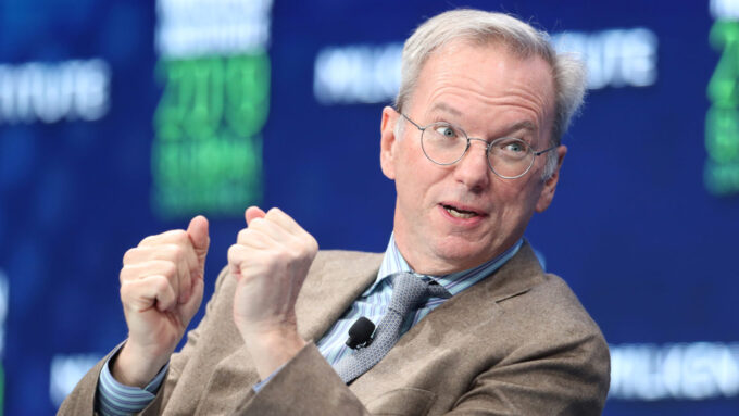Fundação tocada por Eric Schmidt e sua esposa vai financiar três observatórios e um telescópio espacial (Crédito: Lucy Nicholson/Reuters) / hubble