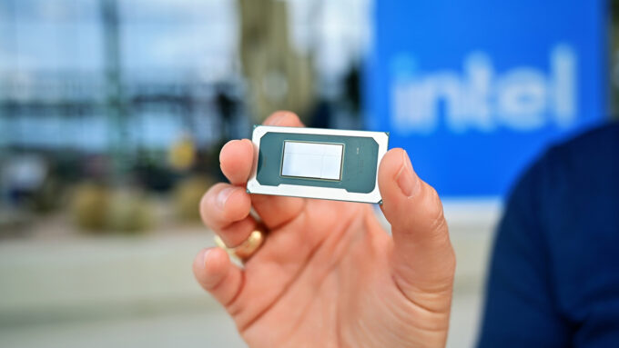 Processadores para usuários finais, como a linha Core Ultra Series 3, não são mais uma prioridade para a Intel (Crédito: Divulgação/Intel)
