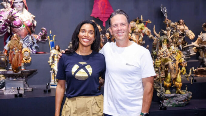 Sarah Bond e Phil Spencer, respectivamente ex-presidente e ex-CEO da Microsoft Gaming (Crédito: Divulgação/Microsoft)