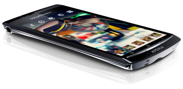 Sony Ericsson Xperia Arc: seu por R$ 1.699.
