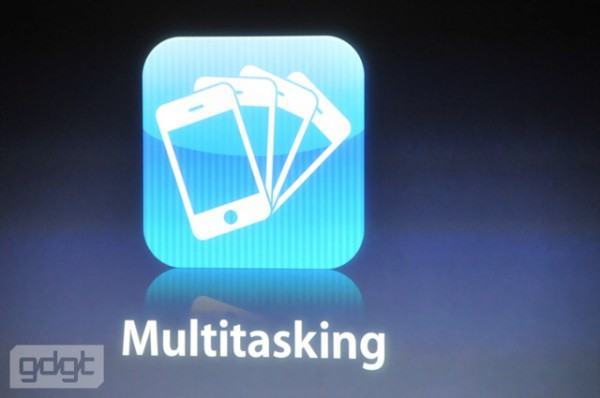 Multitasking no iPhone OS.